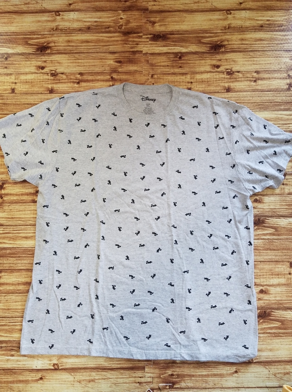 Disney Gray Short Sleeve Pajama Shirt  Mickey Mouse Pattern Men's 2XL